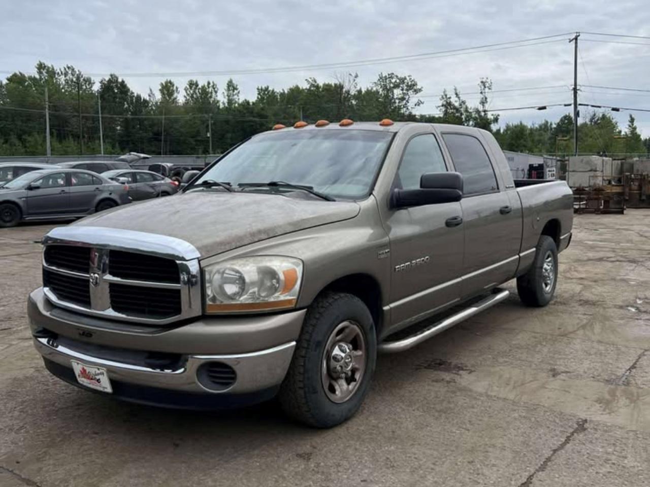 Used 2006 Dodge Ram 2500 SLT  Mega Cab for sale in Saint-Augustin-de-Desmaures, QC