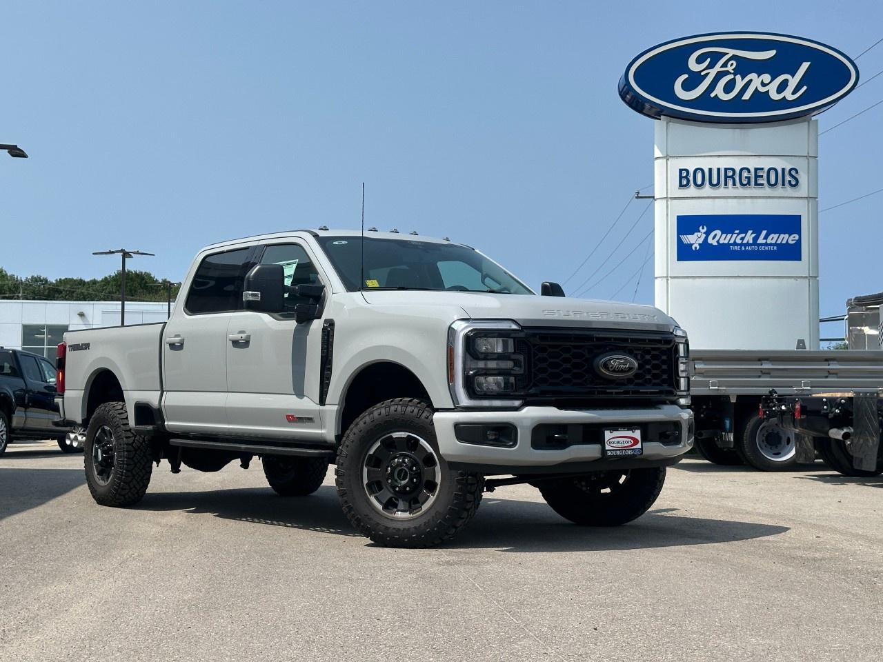 New 2025 Ford F-250 Super Duty SRW XLT 4WD CREW CAB 6.75' BOX for sale in Midland, ON