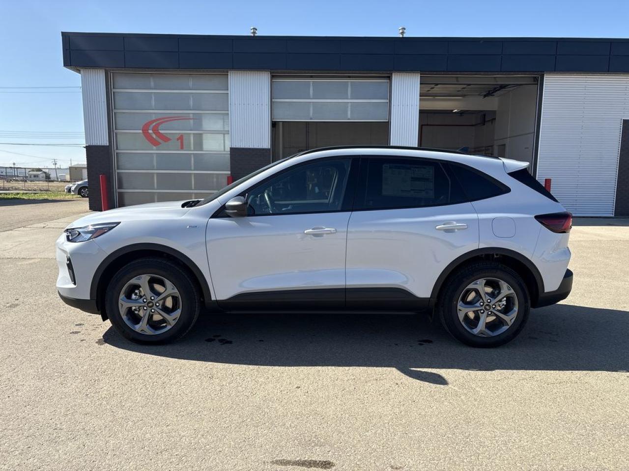 2025 Ford Escape ST-Line 300A Photo5