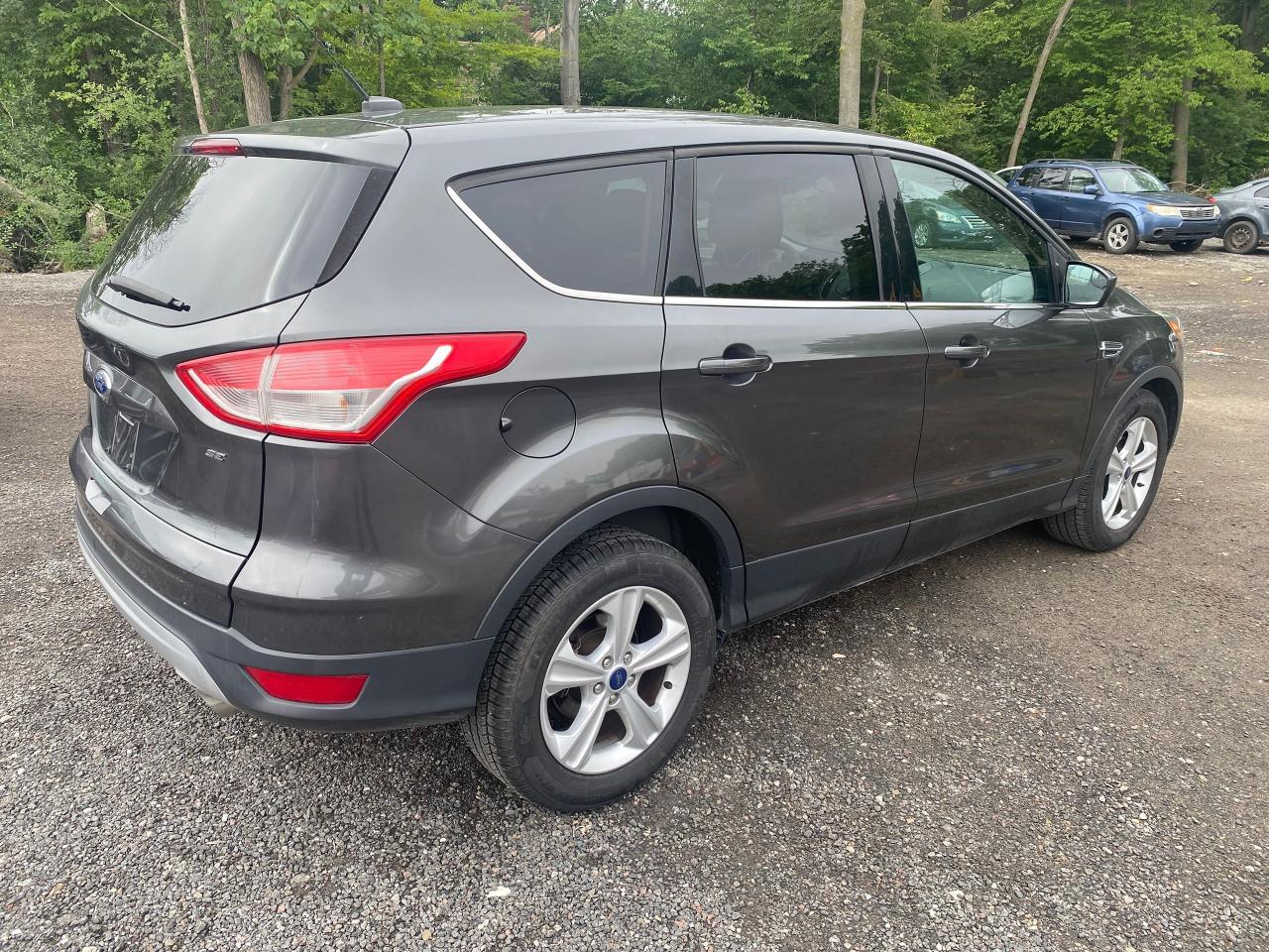 2015 Ford Escape SE - Photo #6