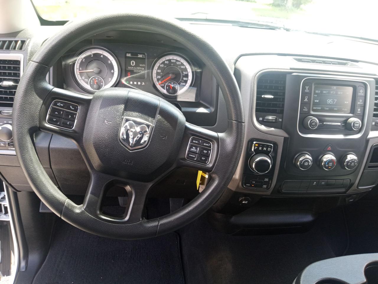 2020 RAM 1500 Classic TRADESMAN - Photo #10