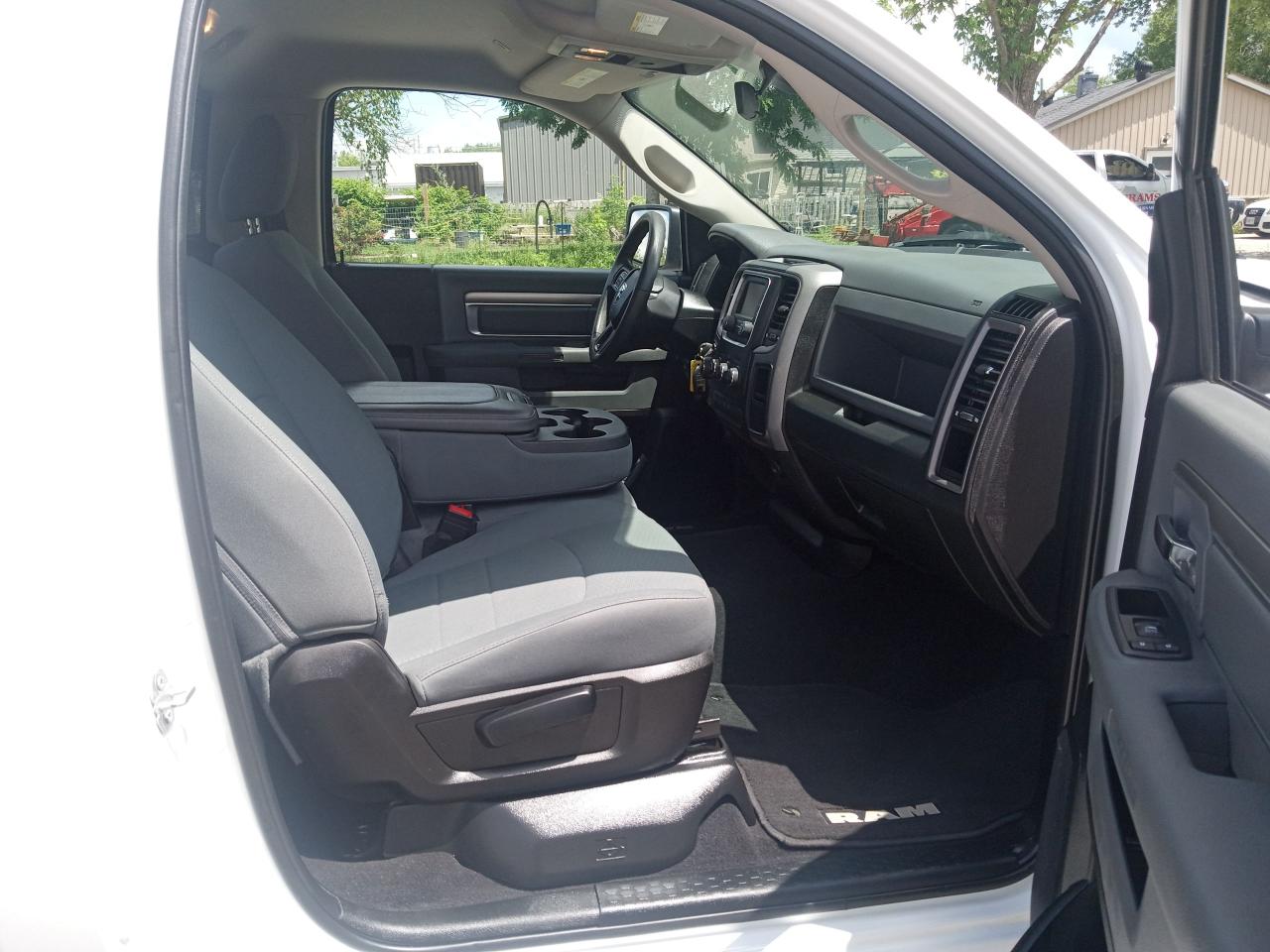 2020 RAM 1500 Classic TRADESMAN - Photo #12