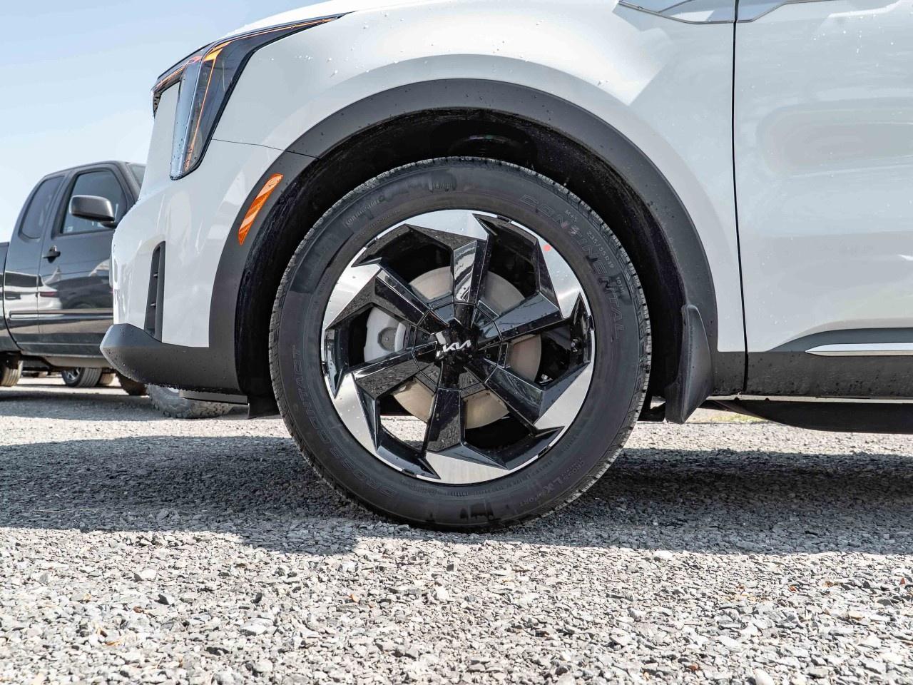 New 2025 Kia Sorento Plug-In Hybrid EX AWD for sale in Gloucester, ON