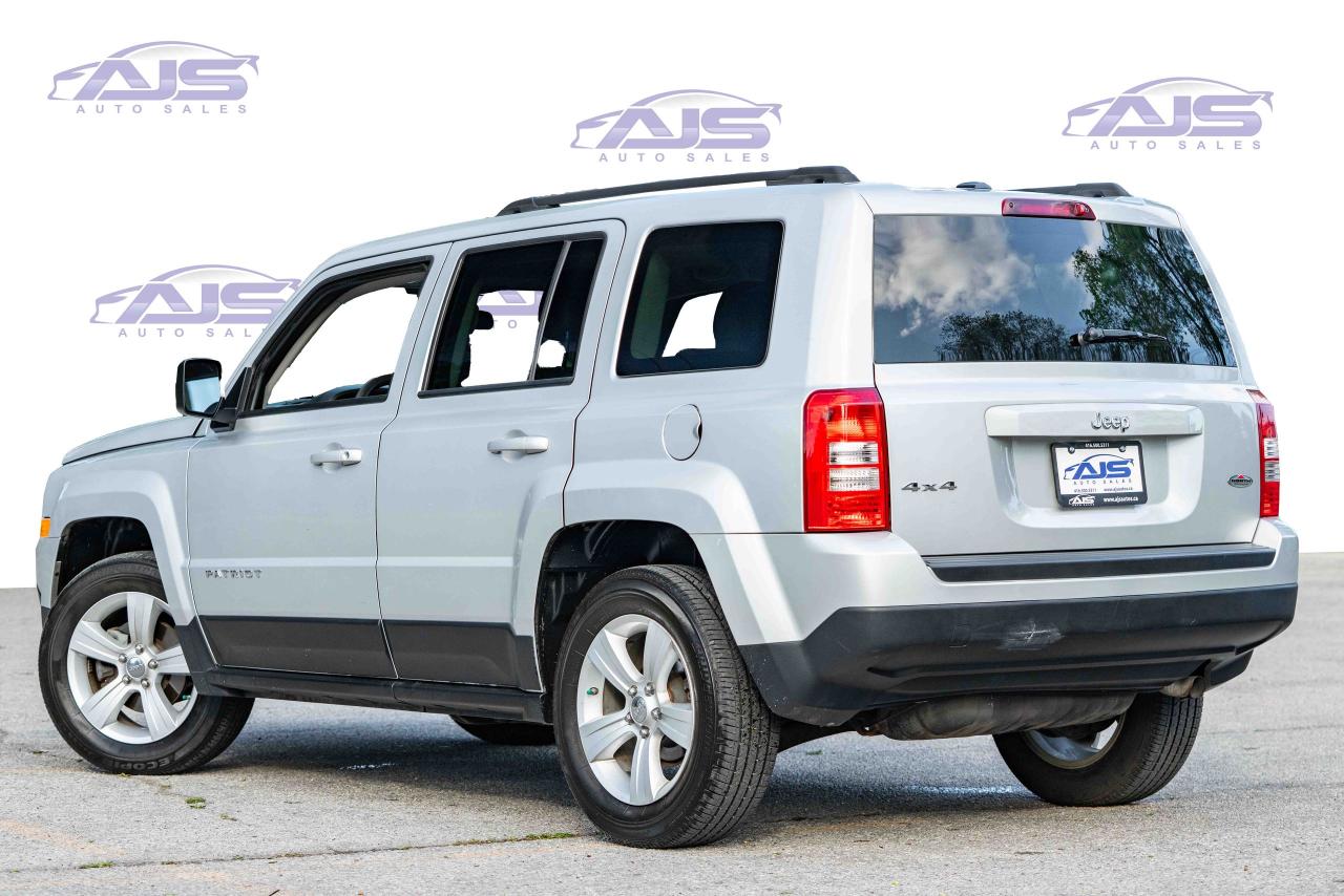 2012 Jeep Patriot NORTH EDITION 4X4 - Photo #4