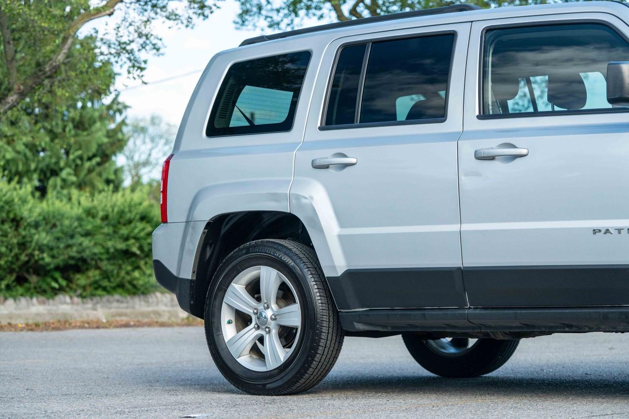 2012 Jeep Patriot NORTH EDITION 4X4 - Photo #10
