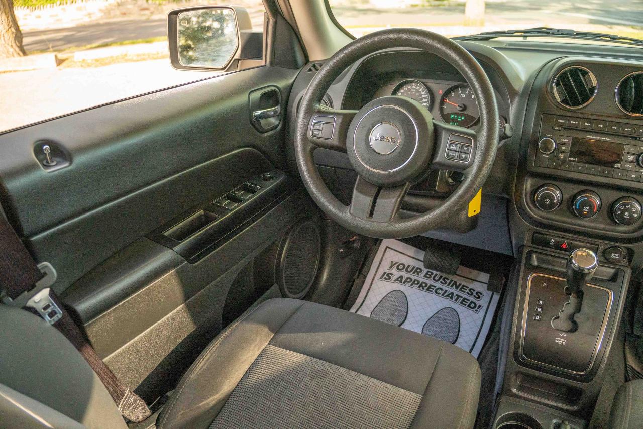 2012 Jeep Patriot NORTH EDITION 4X4 - Photo #32