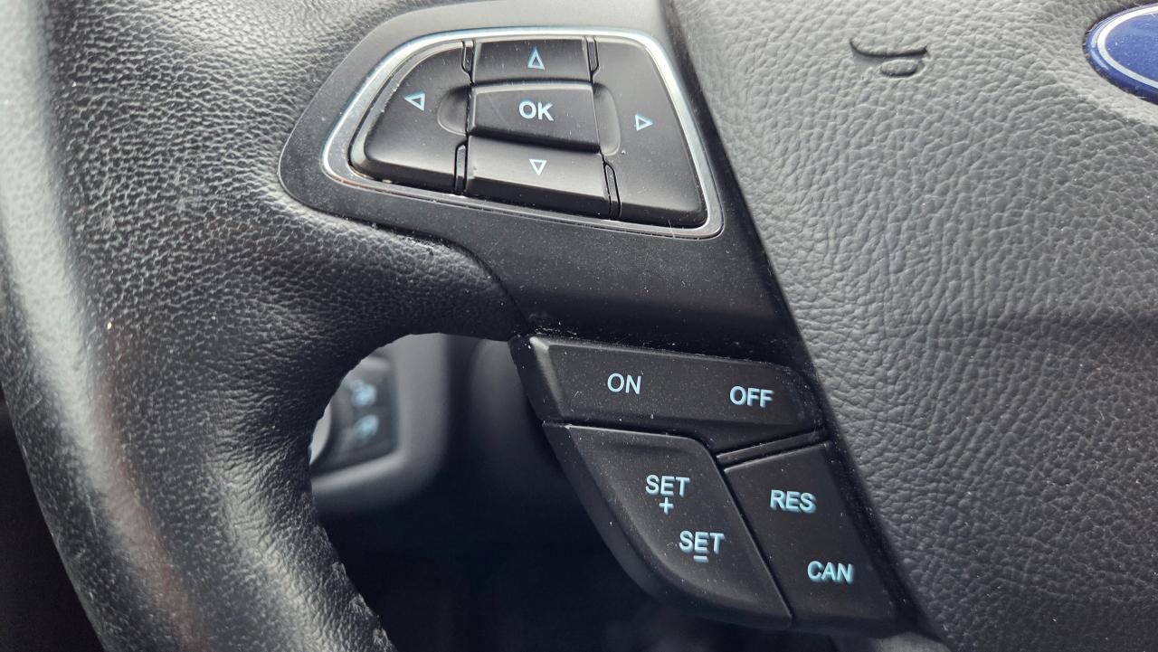 2019 Ford Escape SEL 4WD - Photo #18