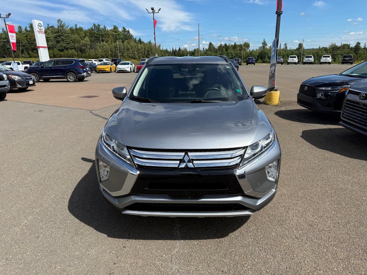 2019 Mitsubishi Eclipse Cross SE Photo1