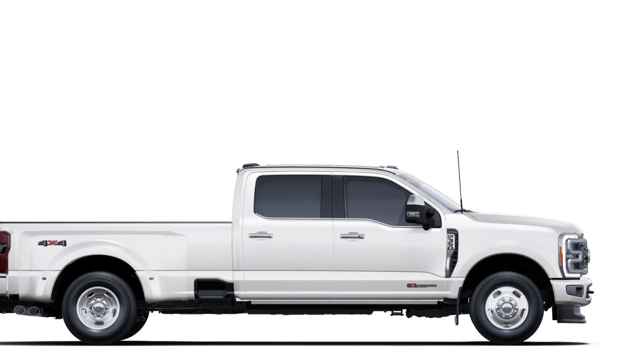 2025 Ford F-350 Super Duty DRW PLATINUM 4WD CREW CAB 8' BOX Photo4