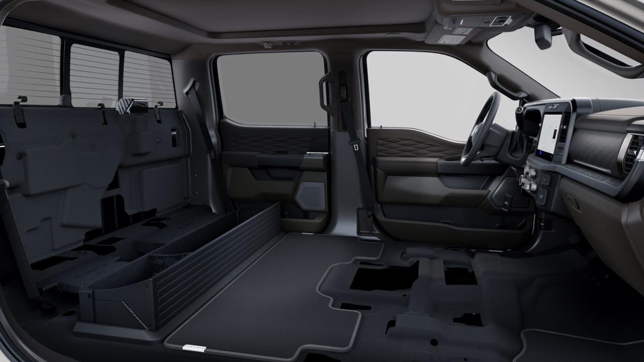 2025 Ford F-350 Super Duty DRW PLATINUM 4WD CREW CAB 8' BOX Photo5