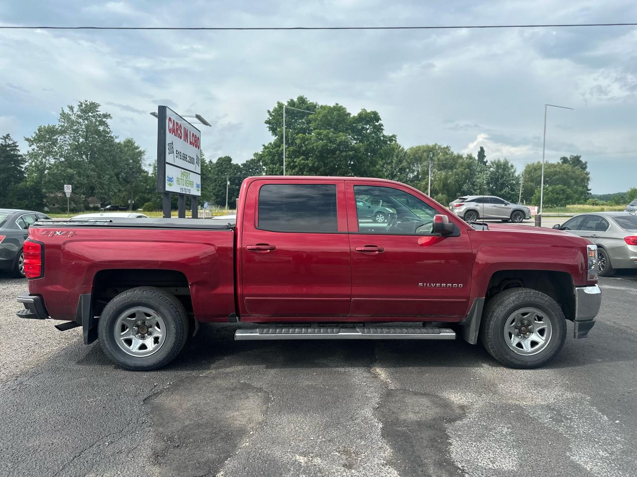 2018 Chevrolet Silverado 1500 4WD Crew Cab 143.5" LT Photo20