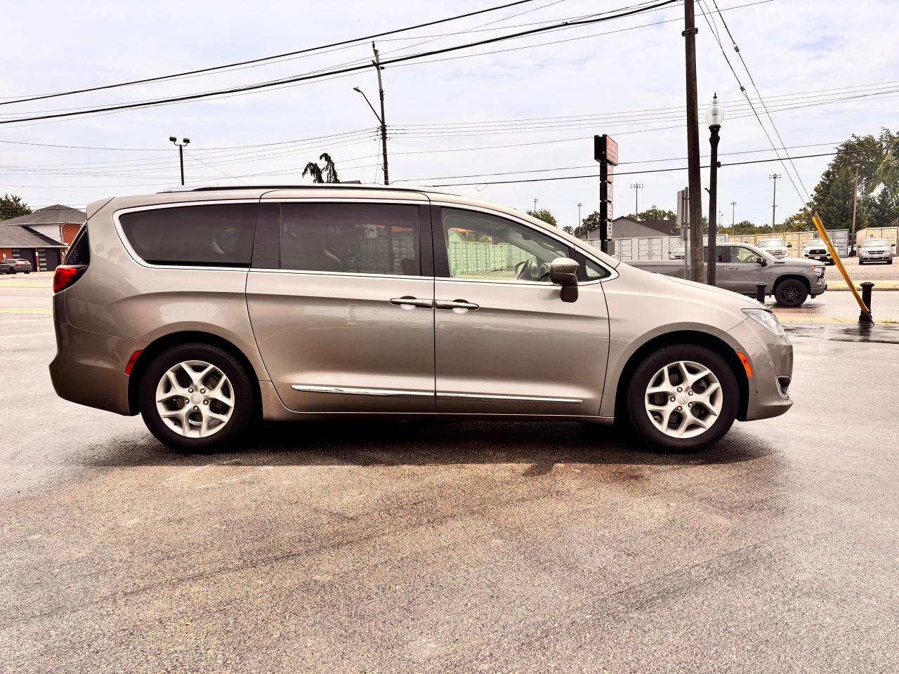 2018 Chrysler Pacifica Touring-L Plus