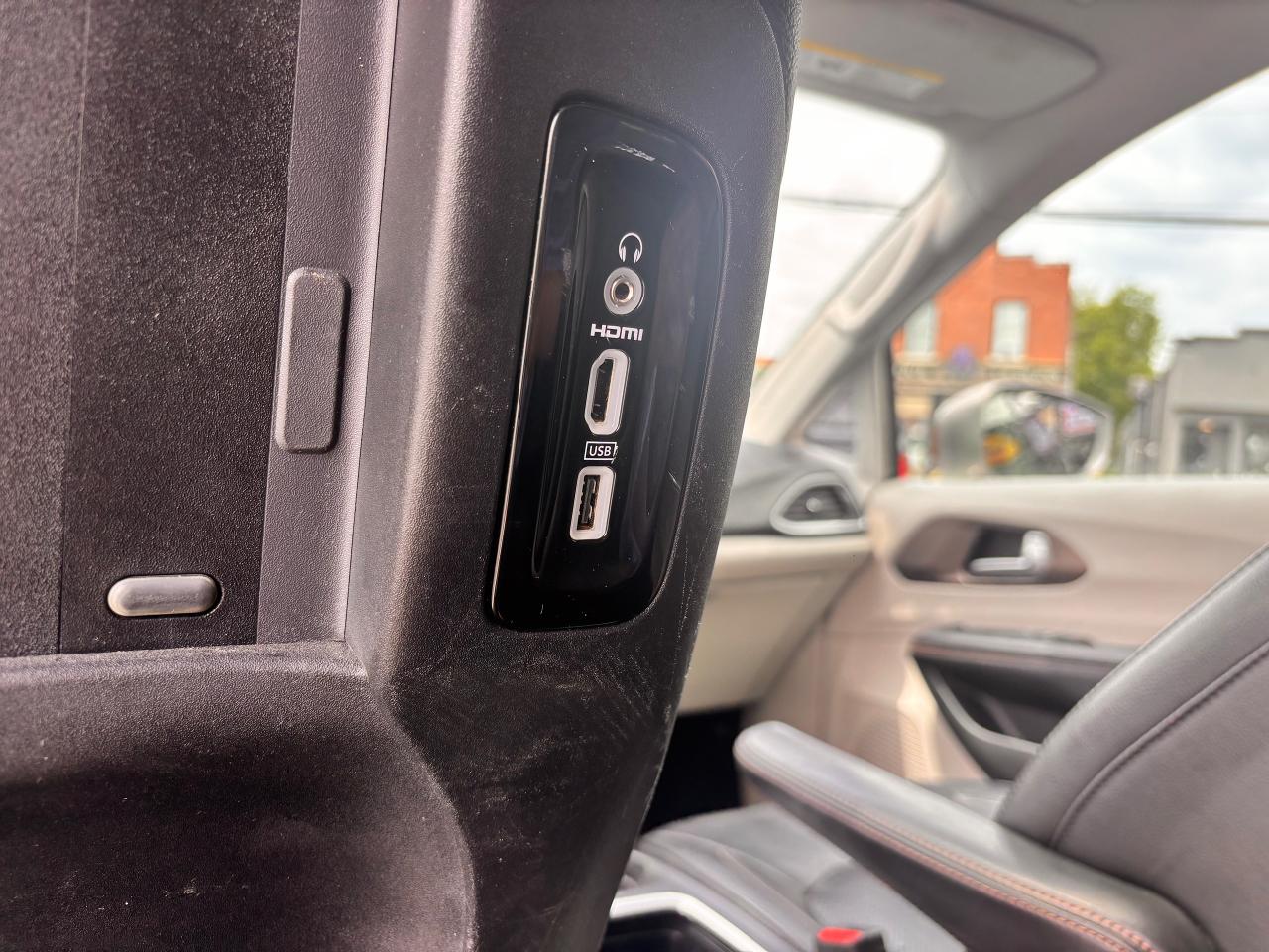 2018 Chrysler Pacifica Touring-L Plus