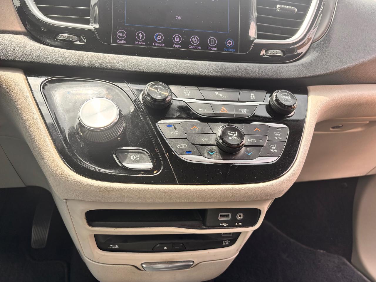 2018 Chrysler Pacifica Touring-L Plus