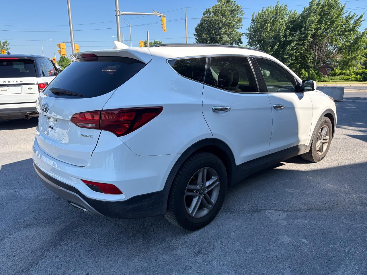 2017 Hyundai Santa Fe Sport  - Photo #3