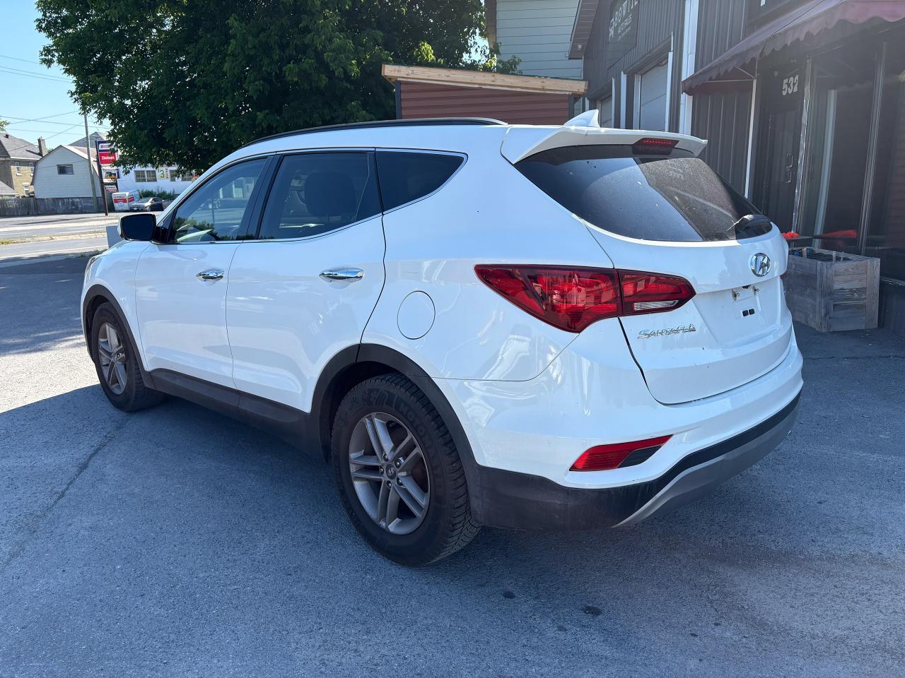 2017 Hyundai Santa Fe Sport  - Photo #2