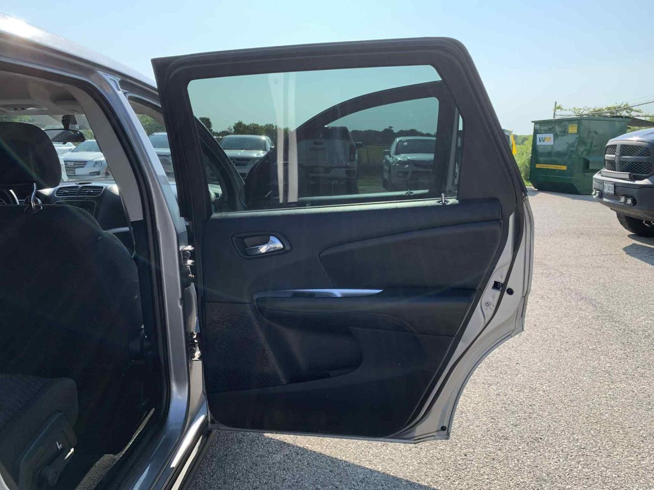 2015 Dodge Journey Canada Value Pkg - Photo #11