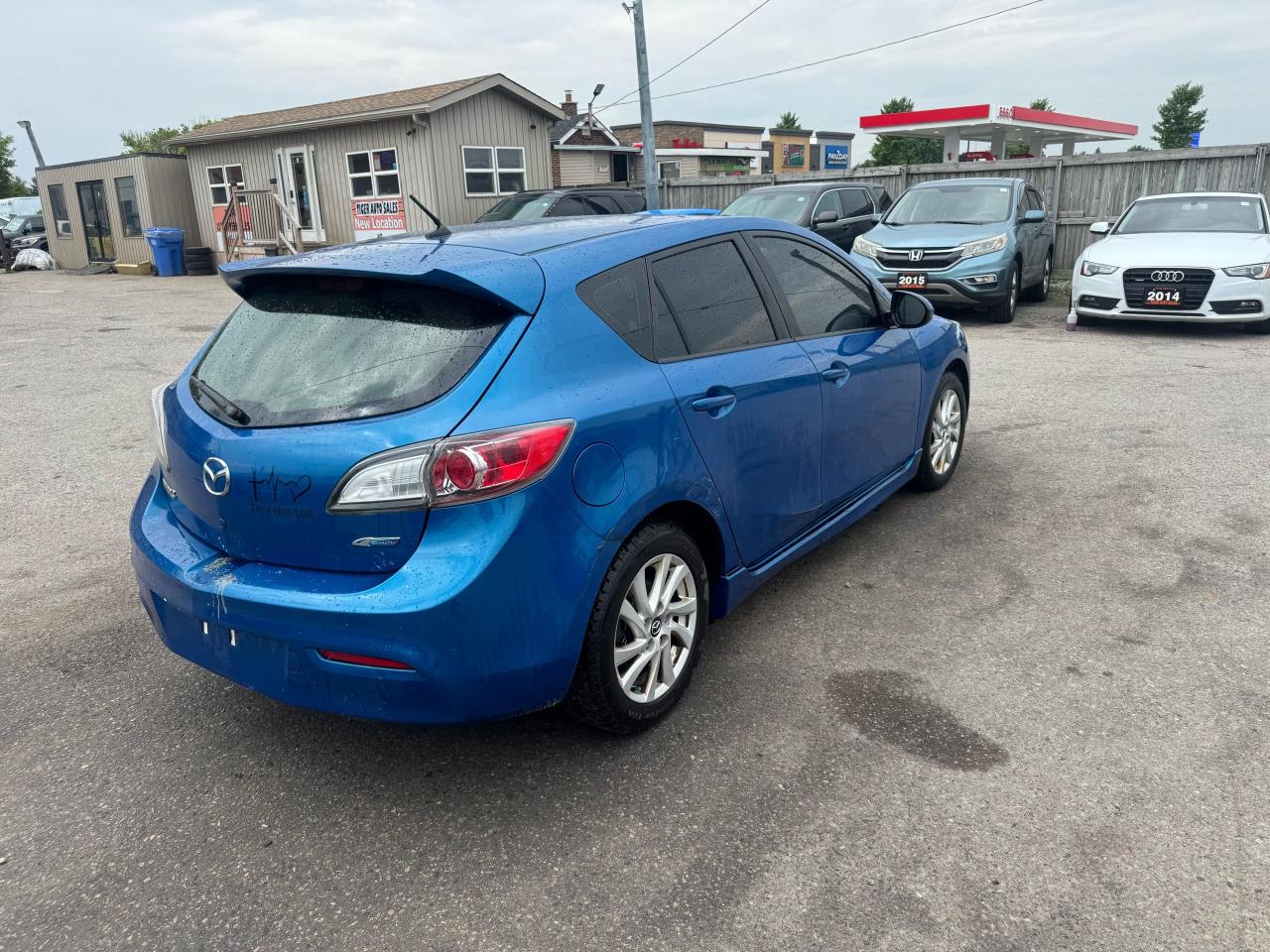 2013 Mazda MAZDA3 GS-SKY - Photo #5