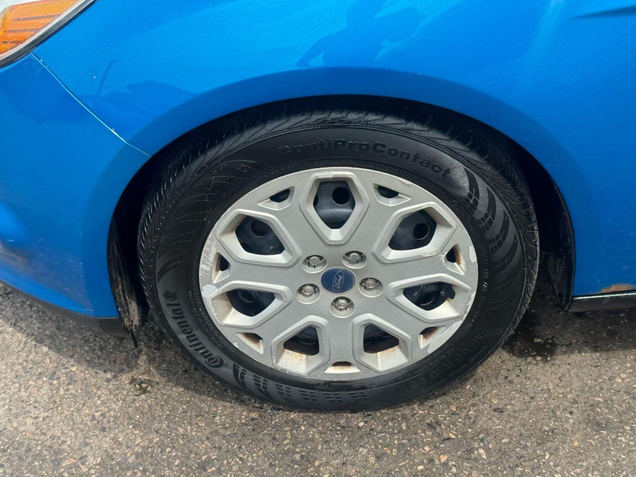2013 Ford Focus SE, AUTO, ONLY 166KMS, DRIVES WELL, AS IS SPECIAL - Photo #10