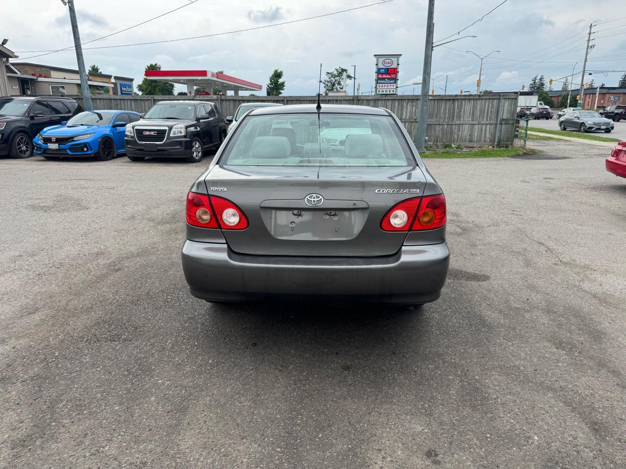 2006 Toyota Corolla CE - Photo #4