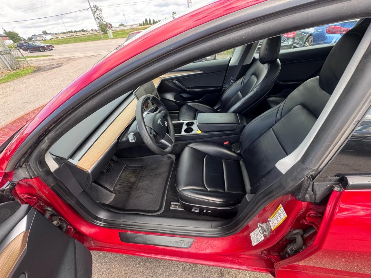 2022 Tesla Model 3 LONG RANGE - Photo #16