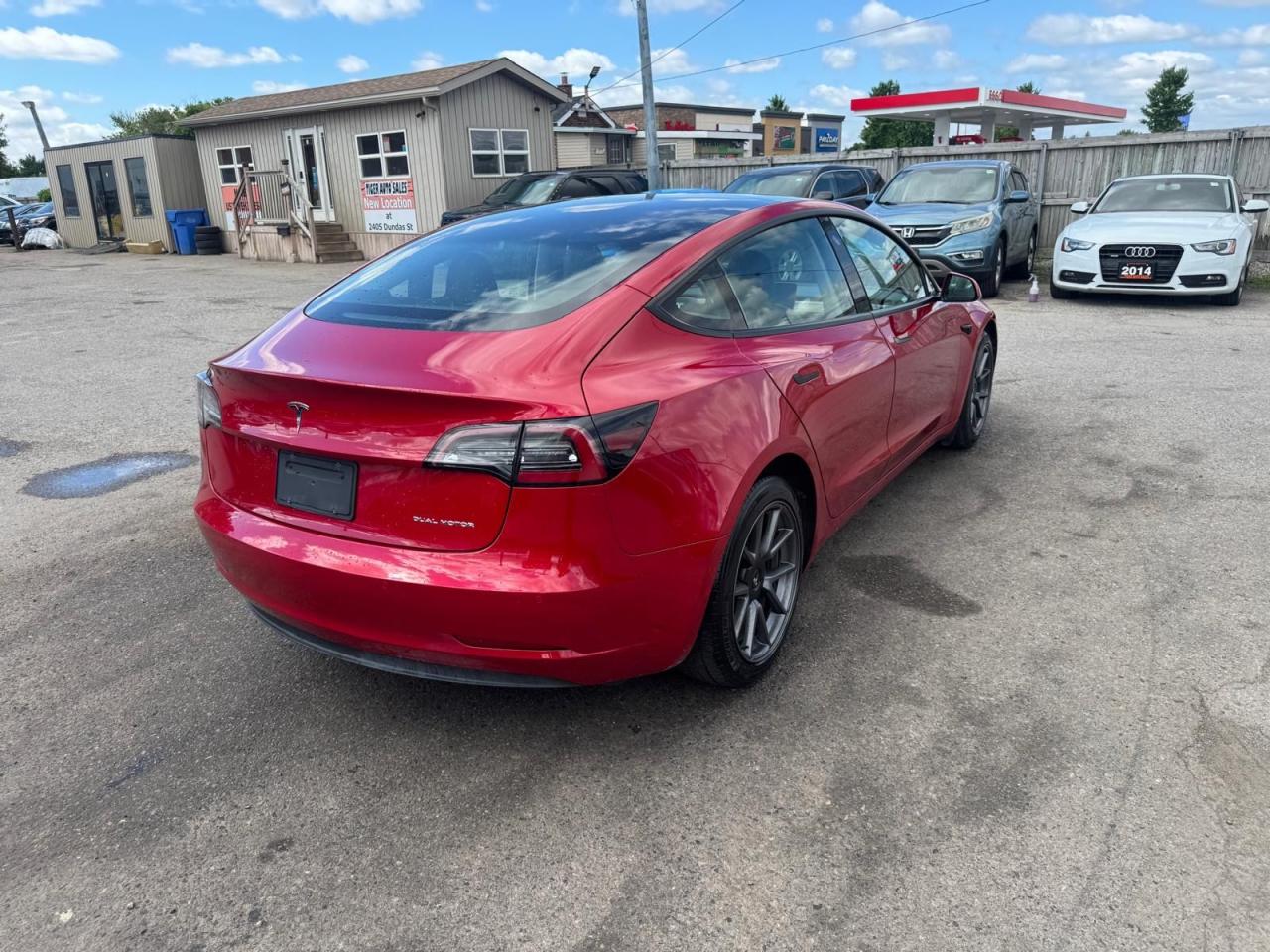 2022 Tesla Model 3 LONG RANGE - Photo #5