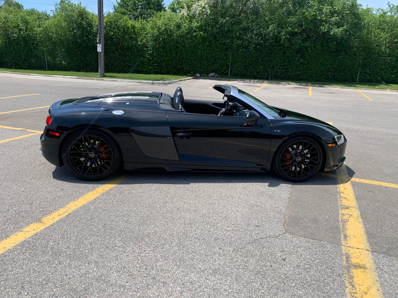 2017 Audi R8 V10/ SPYDER / LOW KM / SUPER CLEAN / NO ACCIDENT / - Photo #3