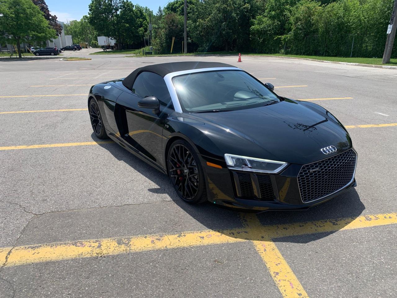 2017 Audi R8 V10/ SPYDER / LOW KM / SUPER CLEAN / NO ACCIDENT / - Photo #12