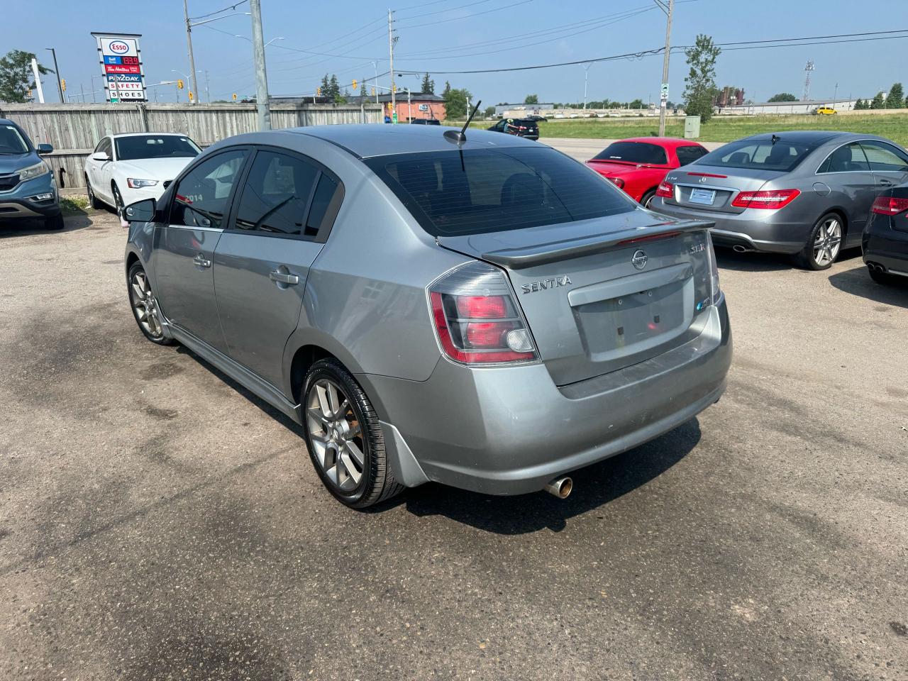 2010 Nissan Sentra SE-R, AUTO, 2.5L, NEWER TIRES, RUNS WELL, AS IS Photo2