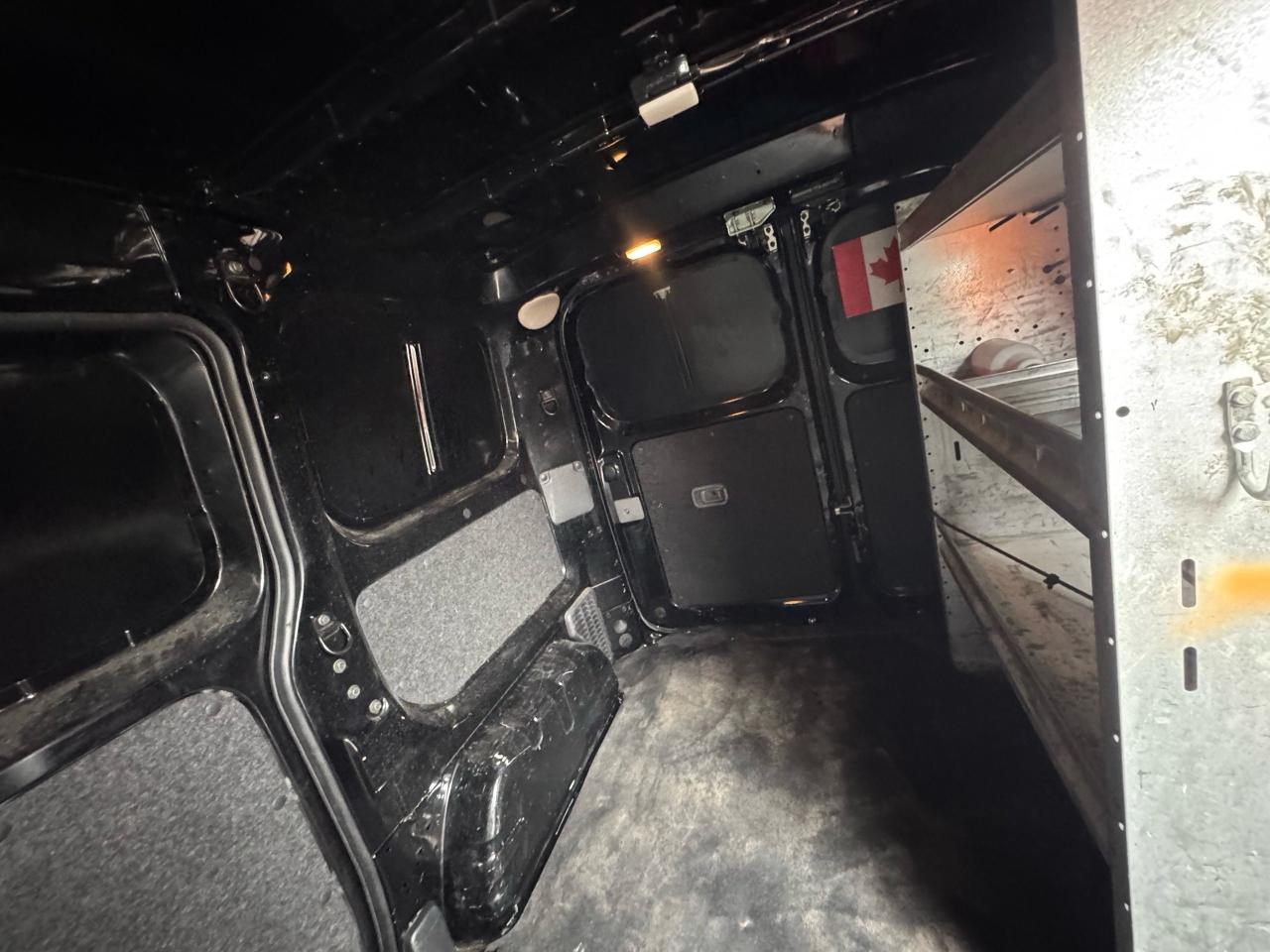 2021 Nissan NV200 SV - Photo #15
