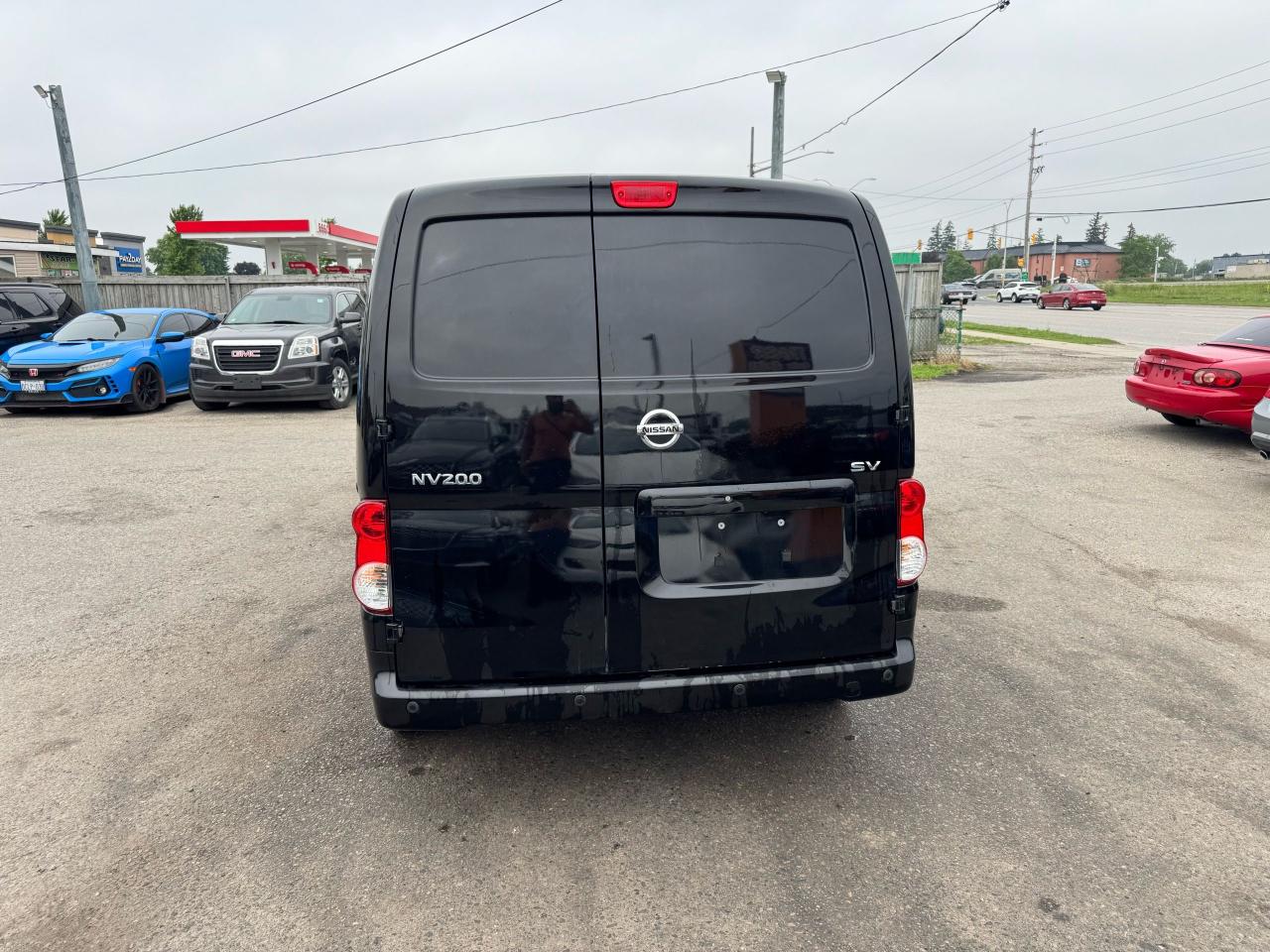 2021 Nissan NV200 SV - Photo #4
