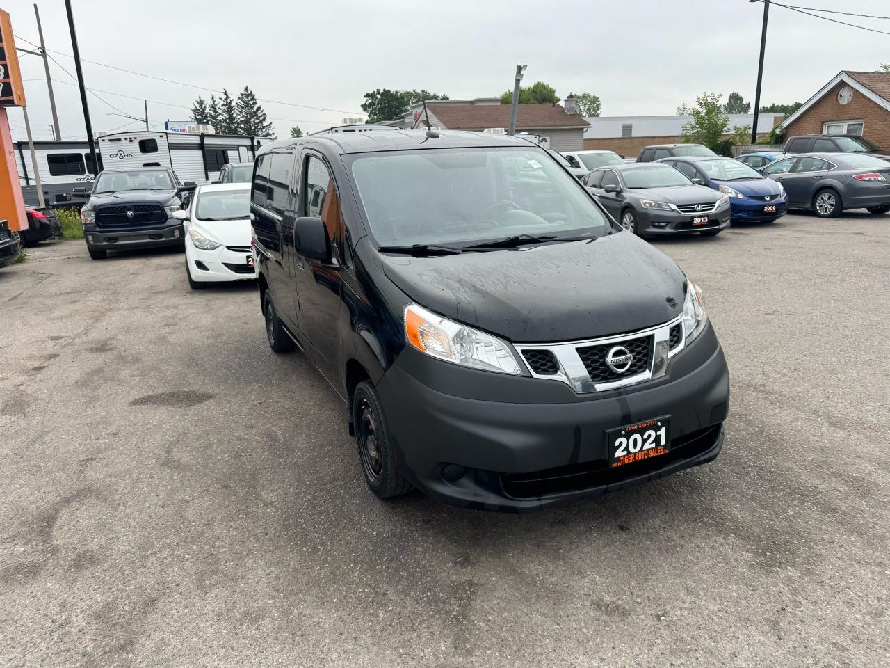 2021 Nissan NV200 SV - Photo #7