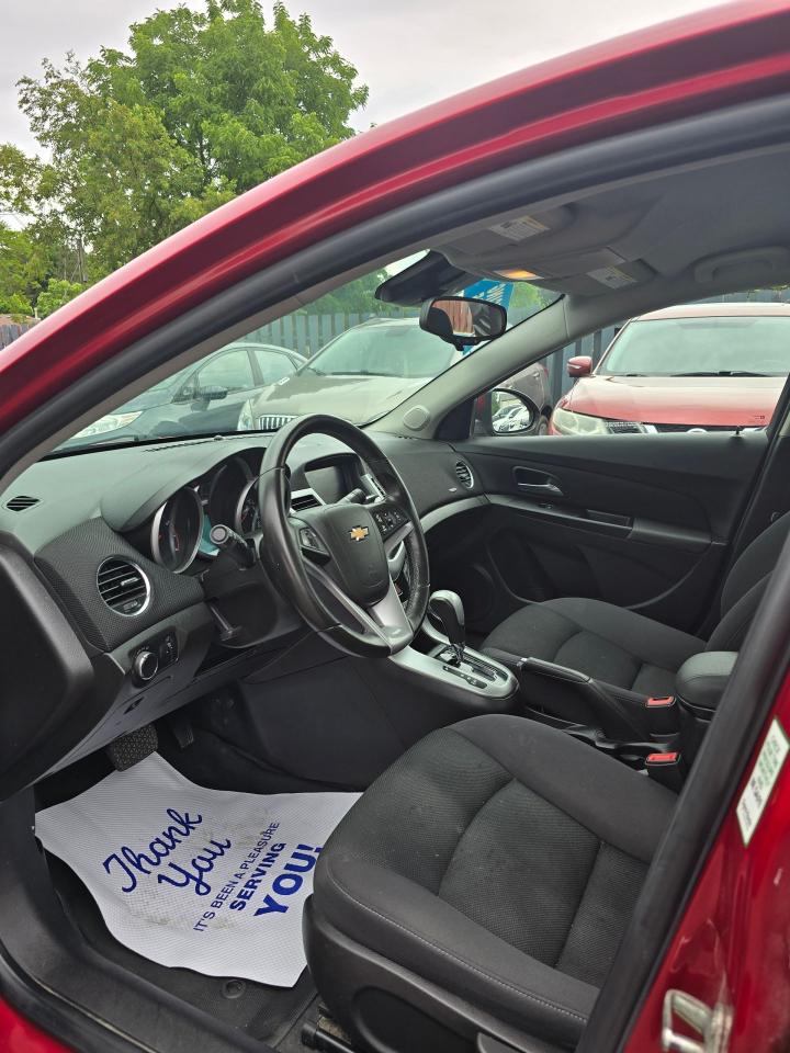 2014 Chevrolet Cruze 4dr Sdn 1LT - Photo #14