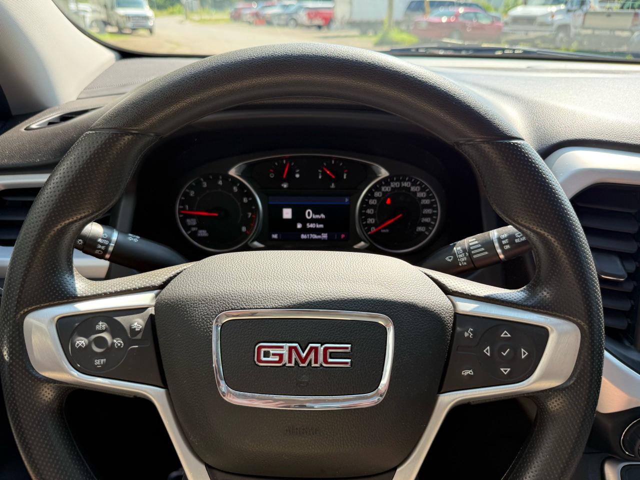 2021 GMC Acadia SLE - Photo #14