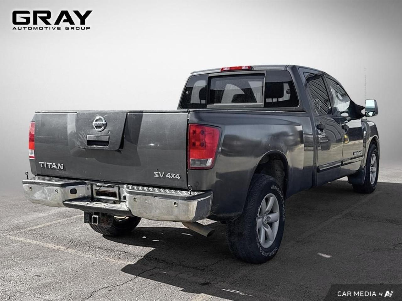 2011 Nissan Titan 5.6L V8/LEATHER/CREW/4x4 - Photo #5