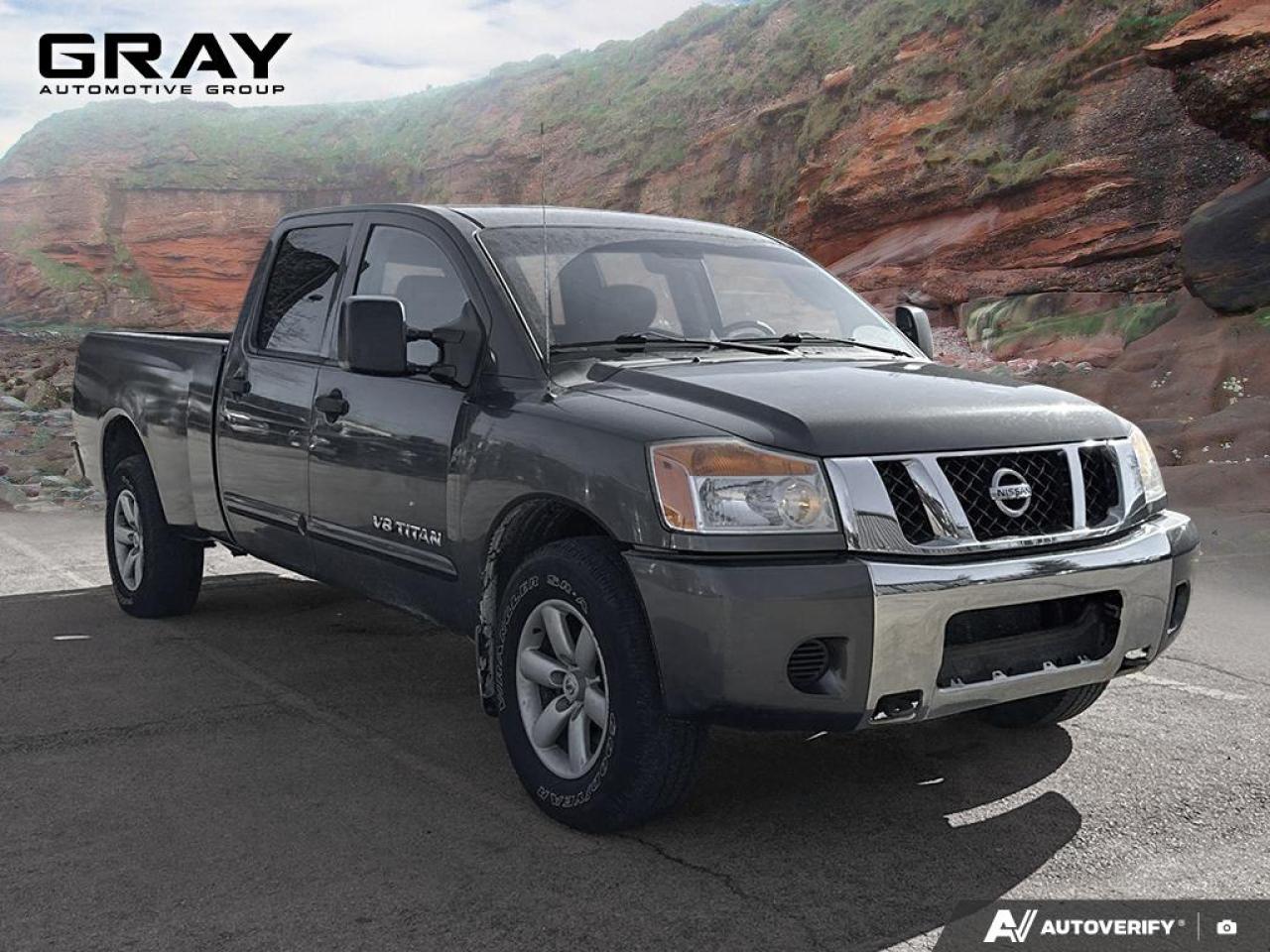 2011 Nissan Titan 5.6L V8/LEATHER/CREW/4x4 - Photo #7