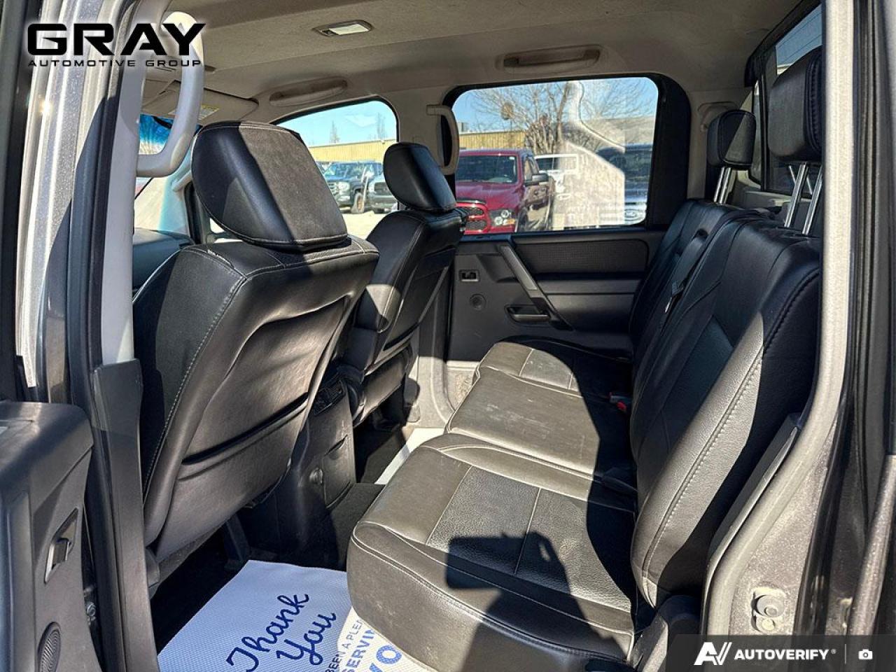 2011 Nissan Titan 5.6L V8/LEATHER/CREW/4x4 - Photo #15