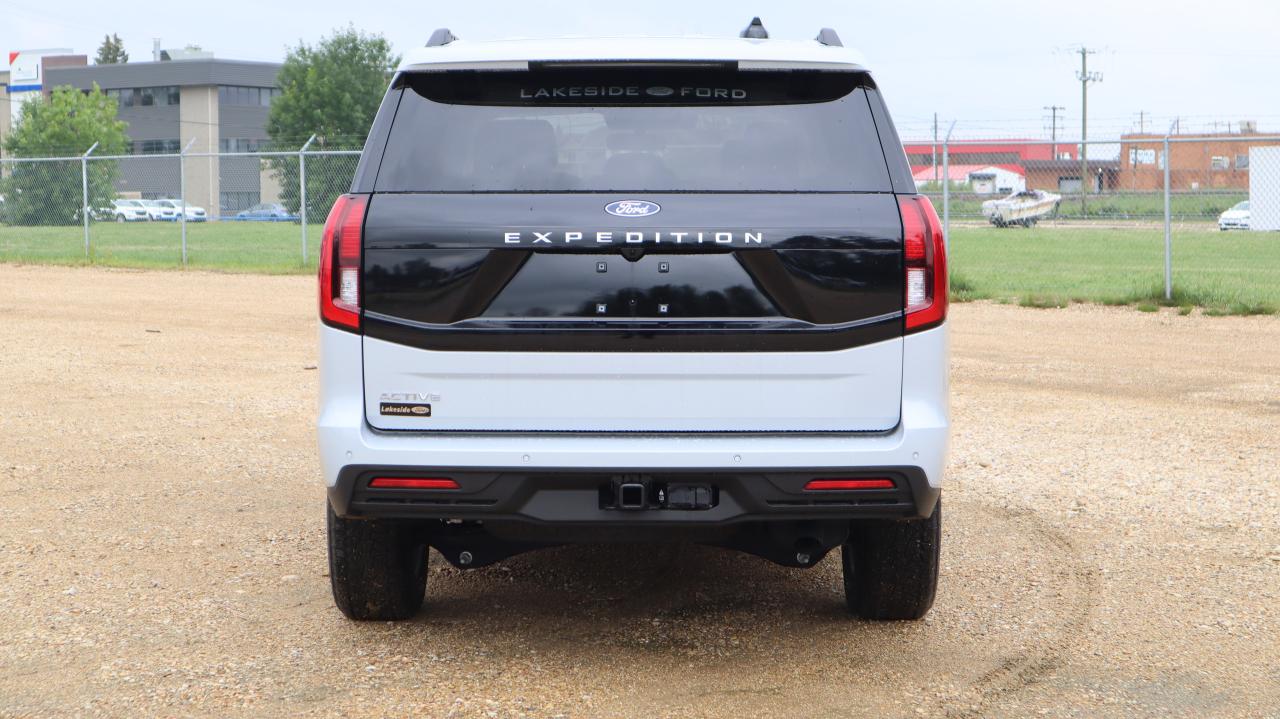 2025 Ford Expedition Active Photo5