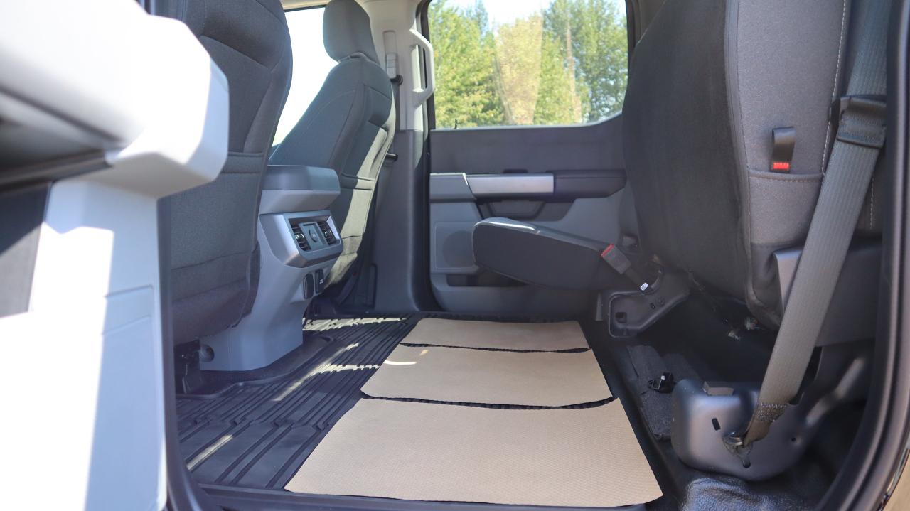 2025 Ford F-350 Super Duty SRW Lariat Photo5