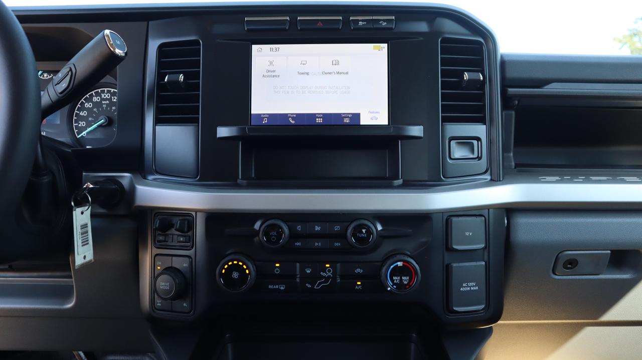2025 Ford F-350 Super Duty SRW Lariat Photo5