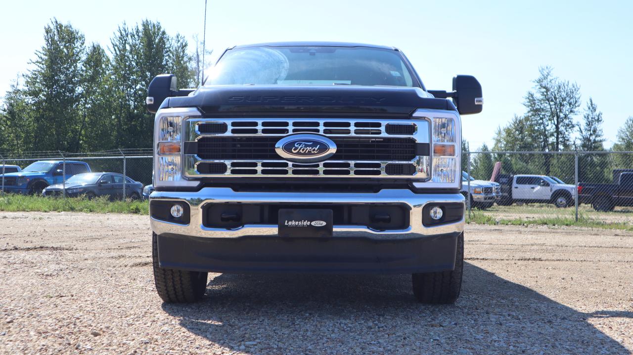 2025 Ford F-350 Super Duty SRW Lariat Photo