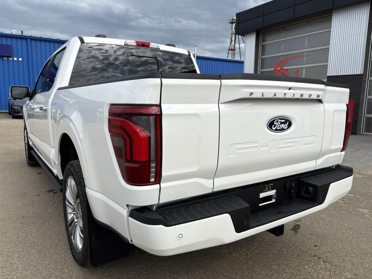 2025 Ford F-150 PLATINUM 5.5' Box 703A Photo5