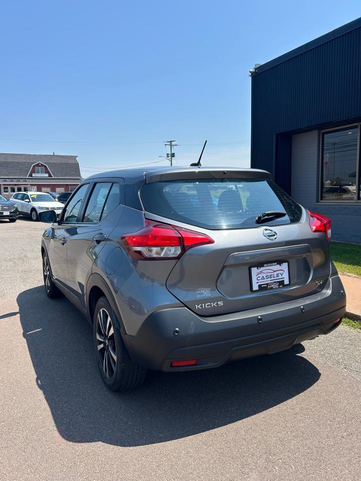 2020 Nissan Kicks SV - Photo #6