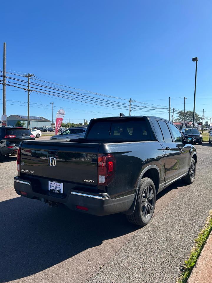 2019 Honda Ridgeline SPORT - Photo #3