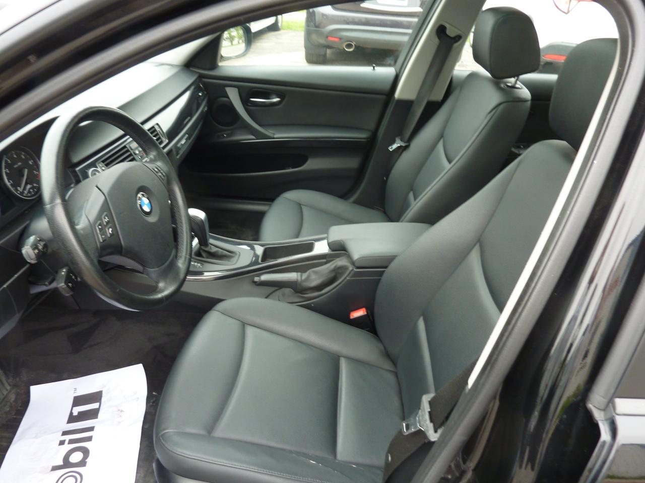 2011 BMW 328 328i xDrive Classic Edition - Photo #8