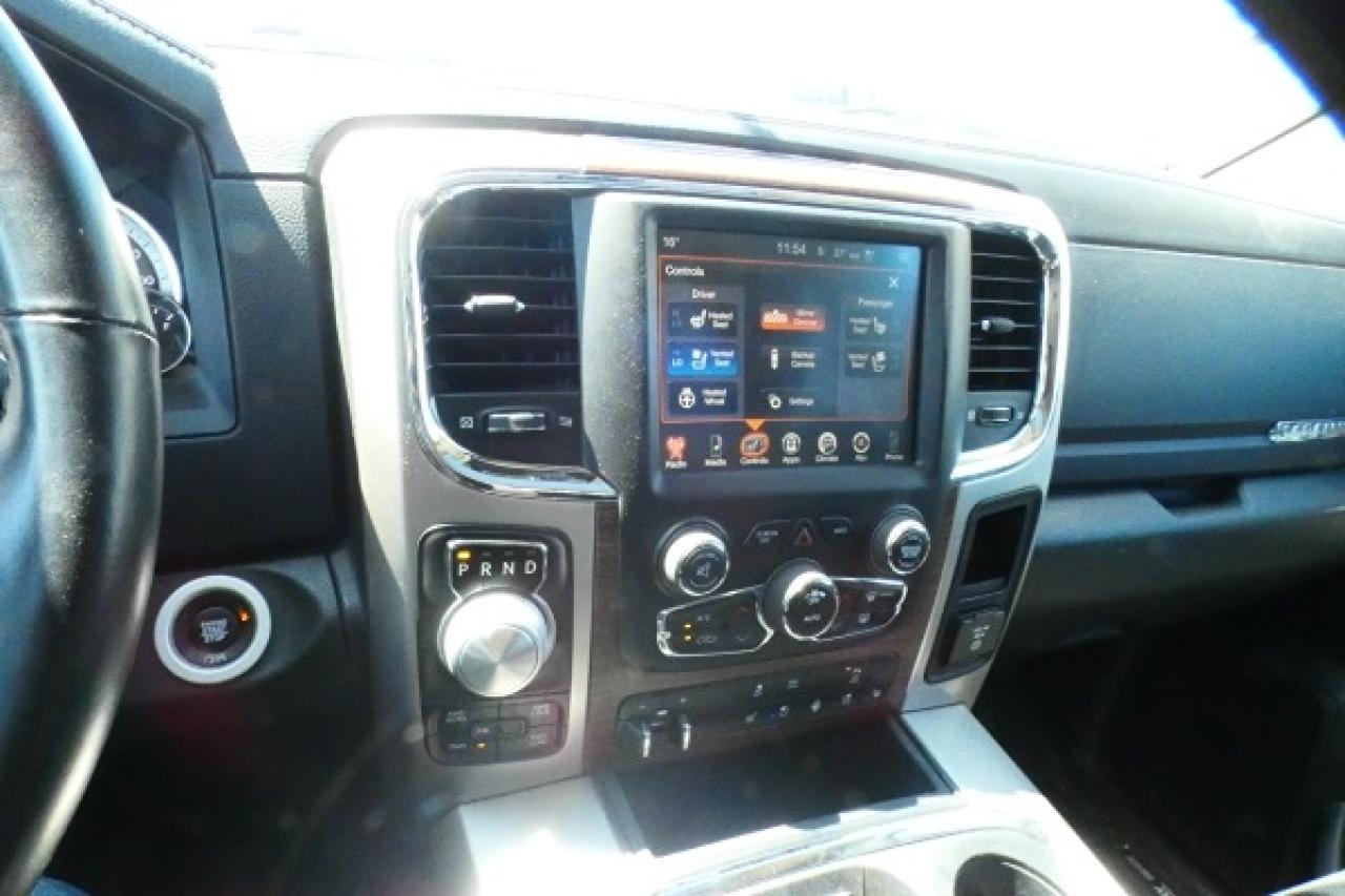 2017 Dodge Ram 1500 Laramie Crew 5.7L HEMI w/H&C L, S/R, NAV, BUC - Photo #15