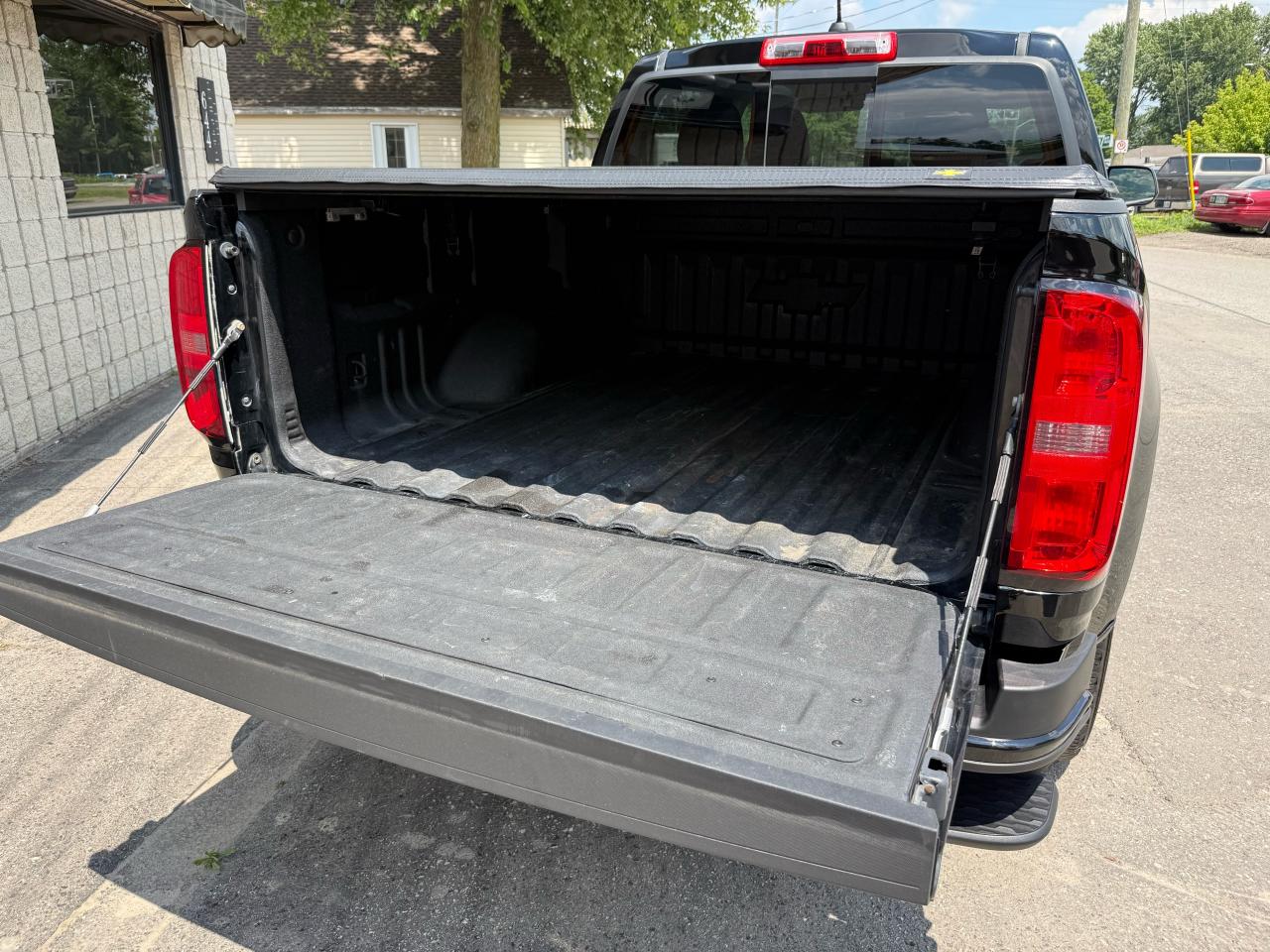 2016 Chevrolet Colorado 4WD LT - Photo #5