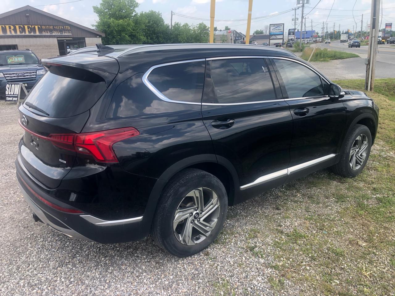 2021 Hyundai Santa Fe Preferred AWD w/Trend Package - Photo #2