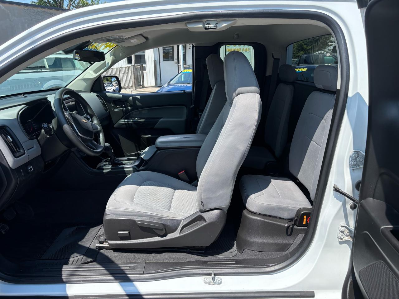 2019 Chevrolet Colorado 2WD Work Truck, Ext. Cab. 4 Doors, 4Cyl. - Photo #9