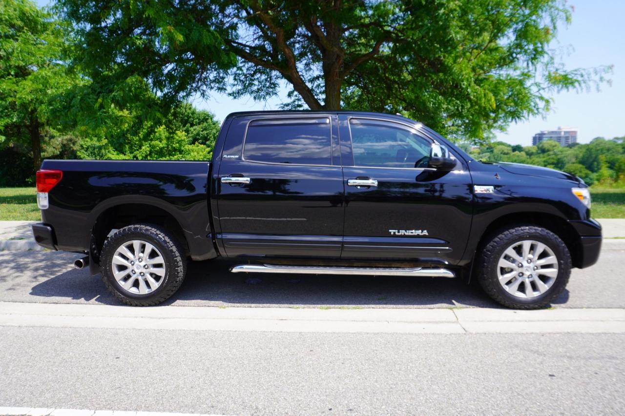 2010 Toyota Tundra PLATINUM / CREWMAX / NO ACCIDENTS / STUNNING SHAPE Photo4
